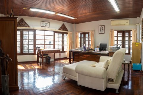 Дом в Кханнаяу, Бангкок, Таиланд с 5 спальнями  № 169174 - фото 24