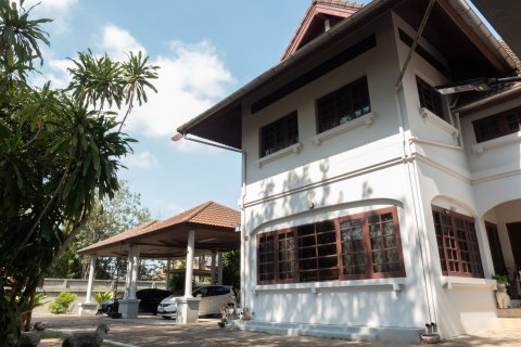 Дом в Кханнаяу, Бангкок, Таиланд с 5 спальнями  № 169174 - фото 2