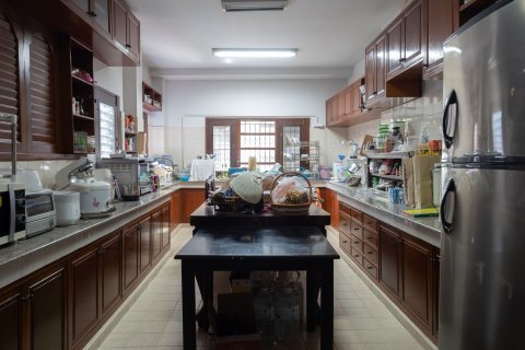 Дом в Кханнаяу, Бангкок, Таиланд с 5 спальнями  № 169174 - фото 11