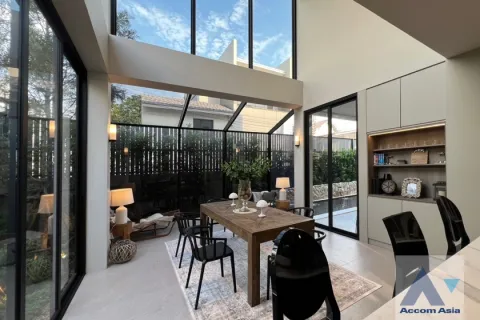 Haus in Watthana, Bangkok, Thailand 4 Schlafzimmer № 215132 - Foto 4