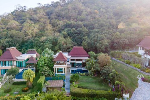 Villa à Hua Hin, Thaïlande 4 chambres № 168577