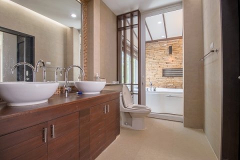 Villa in Hua Hin, Thailand 3 bedrooms № 168578 - photo 16