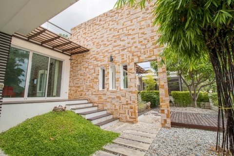 Villa in Hua Hin, Thailand 3 bedrooms № 168578 - photo 29
