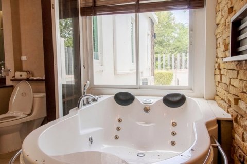 Villa in Hua Hin, Thailand 3 bedrooms № 168578 - photo 19