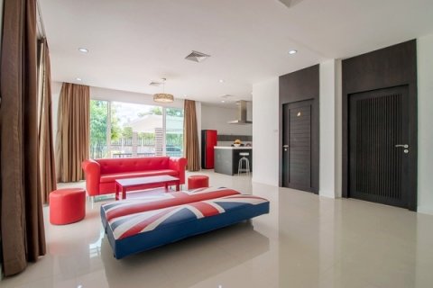 Villa in Hua Hin, Thailand 3 bedrooms № 168578 - photo 6