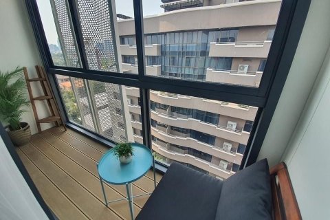 Studio dans le Condo à Watthana, Bangkok, Thaïlande  № 158565 - photo 8