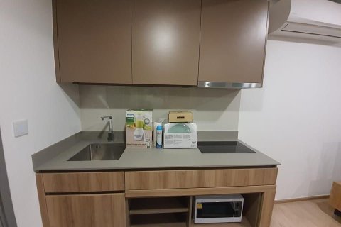 Studio dans le Condo à Watthana, Bangkok, Thaïlande  № 158565 - photo 9