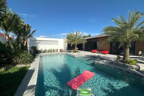 Villa in Phuket, Thailand 4 bedrooms № 139580 - photo 6