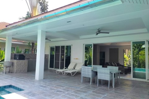 House in Hua Hin, Thailand 3 bedrooms № 163454 - photo 4