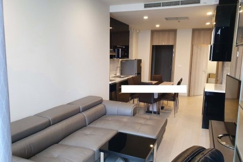 Кондоминиум с 2 спальнями в Патхум Ване, Бангкок, Таиланд № 163451 - фото 2