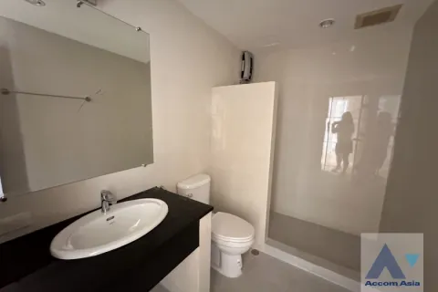 Condo in Watthana, Bangkok, Thailand, 3 bedrooms  № 215274 - photo 10