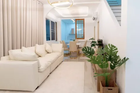 Villa in Chiang Mai, Thailand 4 bedrooms № 162772 - photo 2