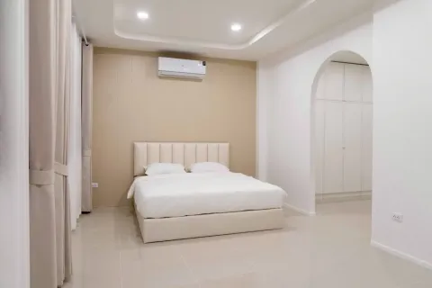 Villa in Chiang Mai, Thailand 4 bedrooms № 162772 - photo 5