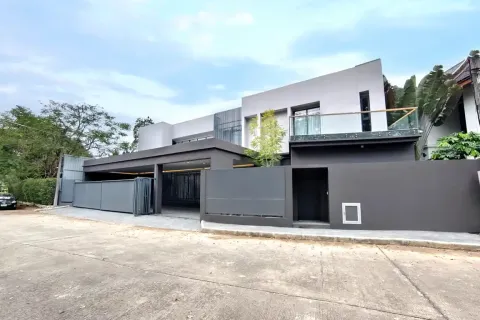 Вилла в Чиангмае, Таиланд с 4 спальнями  № 162775