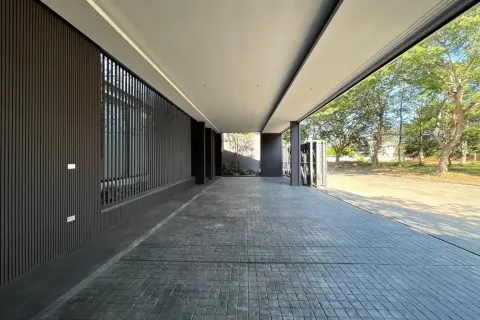 Вилла в Чиангмае, Таиланд с 4 спальнями № 162775 - фото 23