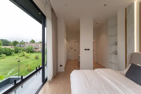 Villa in Chiang Mai, Thailand 5 bedrooms № 162770 - photo 9