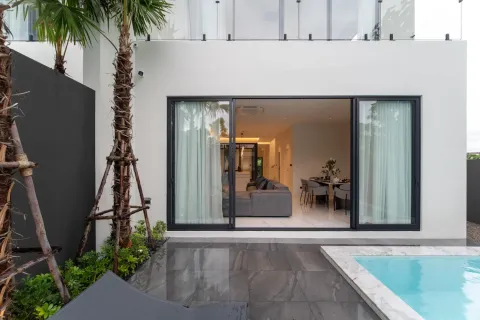 Villa in Chiang Mai, Thailand 5 bedrooms № 162770 - photo 16