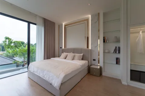 Villa in Chiang Mai, Thailand 5 bedrooms № 162770 - photo 8