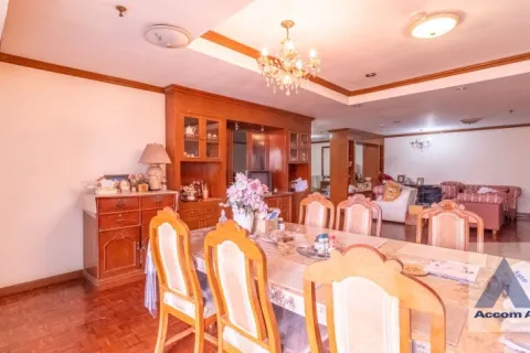 Eigentumswohnung in Watthana, Bangkok, Thailand, 3 Schlafzimmer № 214791 - Foto 2