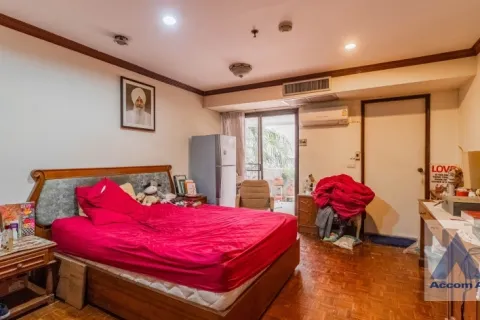 Eigentumswohnung in Watthana, Bangkok, Thailand, 3 Schlafzimmer № 214791 - Foto 13