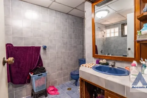 Eigentumswohnung in Watthana, Bangkok, Thailand, 3 Schlafzimmer № 214791 - Foto 15