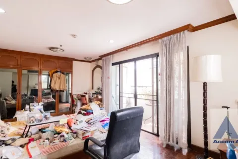 Eigentumswohnung in Watthana, Bangkok, Thailand, 3 Schlafzimmer № 214791 - Foto 17