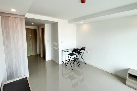 สตูดิโอในคอนโดมิเนียมในบางเสร่, ประเทศไทย № 205301 - รูปถ่าย 3