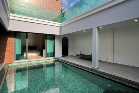 Villa in Pattaya, Thailand 4 Schlafzimmer № 172581 - Foto 6
