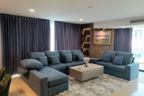 Apartment in Pattaya, Thailand 3 rooms № 172579 - photo 3