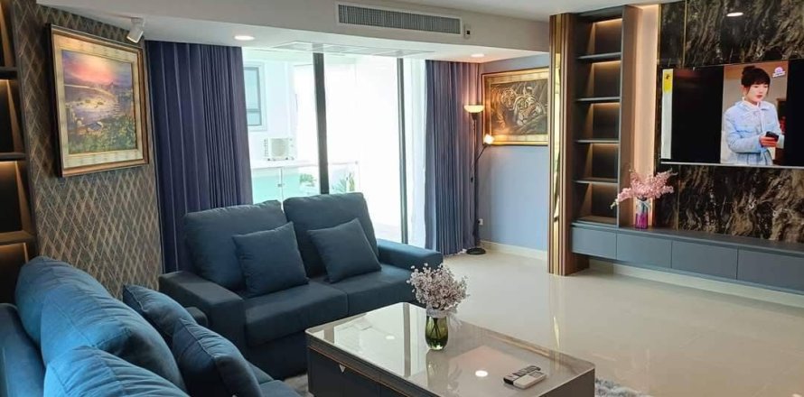 Apartment in Pattaya, Thailand 3 rooms № 172579