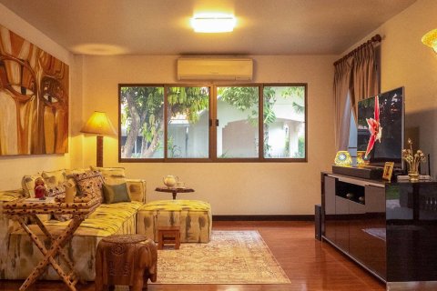 Дом в Чиангмае, Таиланд с 4 спальнями № 172576 - фото 16