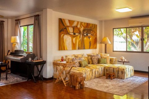 Дом в Чиангмае, Таиланд с 4 спальнями № 172576 - фото 3