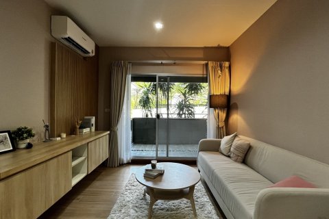 Condo in Khlong Toei, Bangkok, Thailand, 2 bedrooms № 201286 - photo 8