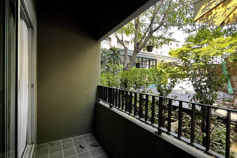 Condo in Khlong Toei, Bangkok, Thailand, 2 bedrooms № 201286 - photo 2