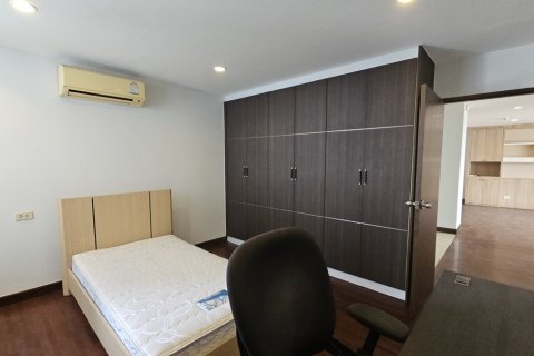 คอนโดมิเนียมในคลองเตย, กรุงเทพฯ, ประเทศไทย, 2 ห้องนอน № 201287 - รูปถ่าย 3
