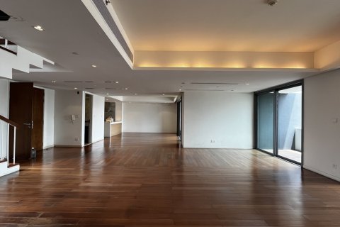 Condo in Yan Nawa, Bangkok, Thailand, 3 bedrooms № 201283 - photo 3