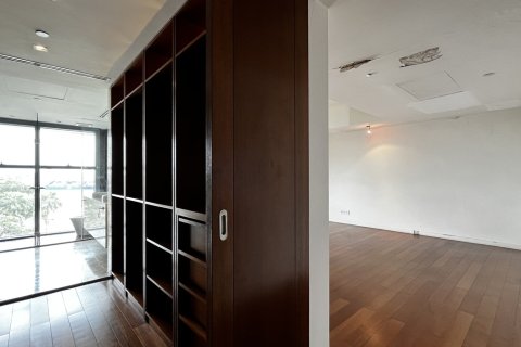 Condo in Yan Nawa, Bangkok, Thailand, 3 bedrooms № 201283 - photo 9