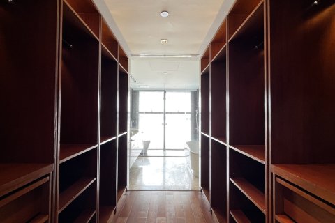 Condo in Yan Nawa, Bangkok, Thailand, 4 bedrooms № 201281 - photo 5