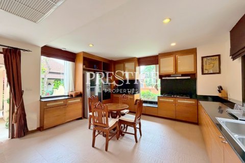 บ้านในพัทยา, ประเทศไทย 5 ห้องนอน № 197895 - รูปถ่าย 12
