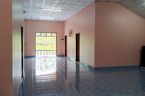 House in Klaeng, Thailand 3 bedrooms № 163439 - photo 3