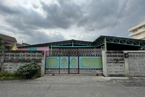 Land in Prawet, Bangkok, Thailand 640 sq.m. № 163435 - photo 2