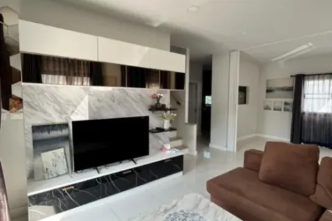 Haus in Bang Phli Yai, Thailand 3 Schlafzimmer № 219751 - Foto 4