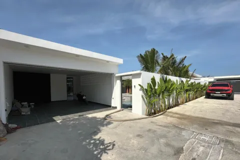 Villa on Nai Harn Beach, Thailand 4 bedrooms № 116515 - photo 29