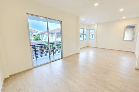 Дом в Банг Каео, Таиланд с 4 спальнями  № 155884 - фото 5