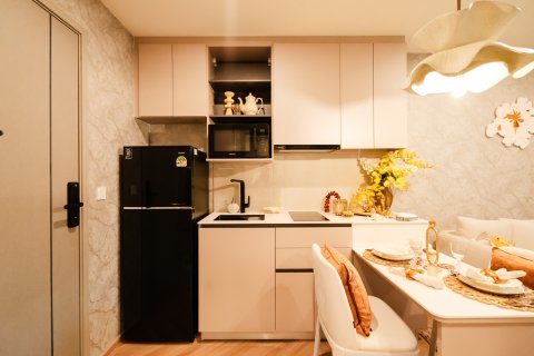 Apartamento de 2 habitaciones en Pattaya, Tailandia № 190893 - foto 4
