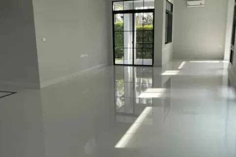 House in Saphan Sung, Bangkok, Thailand 5 bedrooms № 217051