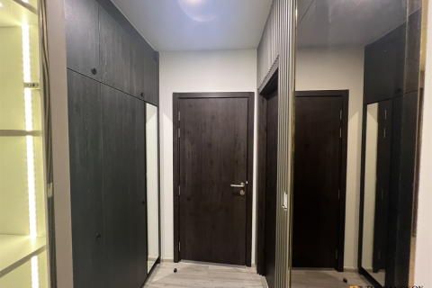 Condo in Bangkok, Thailand, 2 bedrooms  № 185741 - photo 3