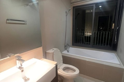 Condo in Khlong Toei, Bangkok, Thailand, 2 bedrooms  № 147862 - photo 8