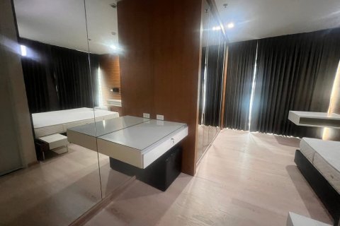 Condo in Khlong Toei, Bangkok, Thailand, 2 bedrooms  № 147862 - photo 7