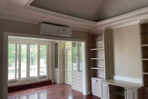 Дом в Банг Кхене, Бангкок, Таиланд с 4 спальнями  № 147864 - фото 12